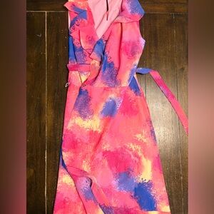 Bar III XS Pink, Blue, Yellow Sleeveless Wrap Dress